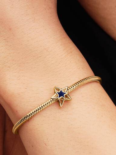 Charm Openwork Stella