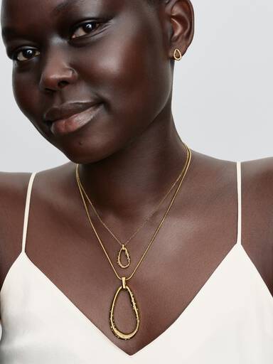 Collana Ovale Linea Sinuosa con Pietre Luminose Grande