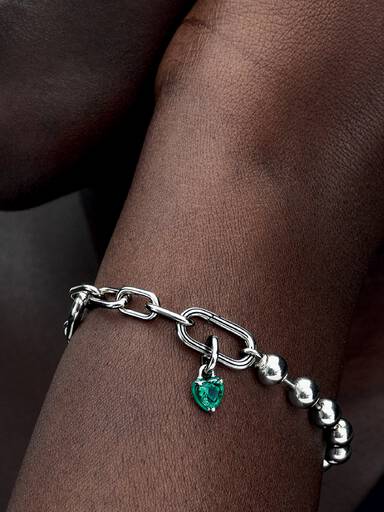 Ciondolo con lama di rasoio in moissanite: collana da motociclista in argento sterling 925 - Italia Ciondolo con lama di rasoio in moissanite: collana da motociclista in argento sterling 925 - Italia