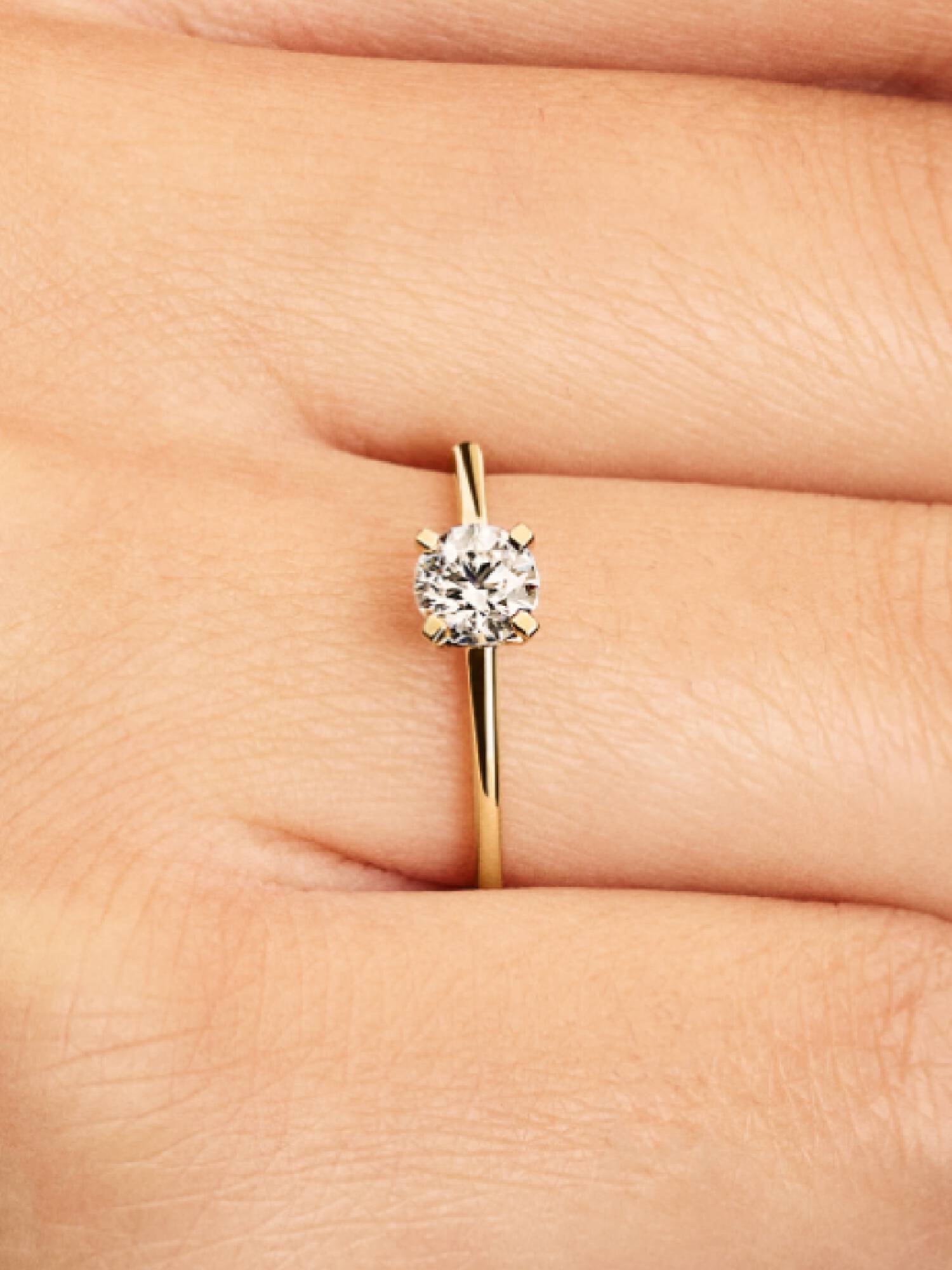 Anello Era Solitario in oro 14k con diamante creato in laboratorio