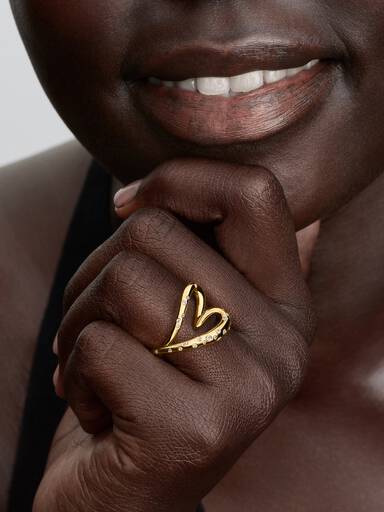 Anello Cuore Linea Sinuosa con Pietre Luminose
