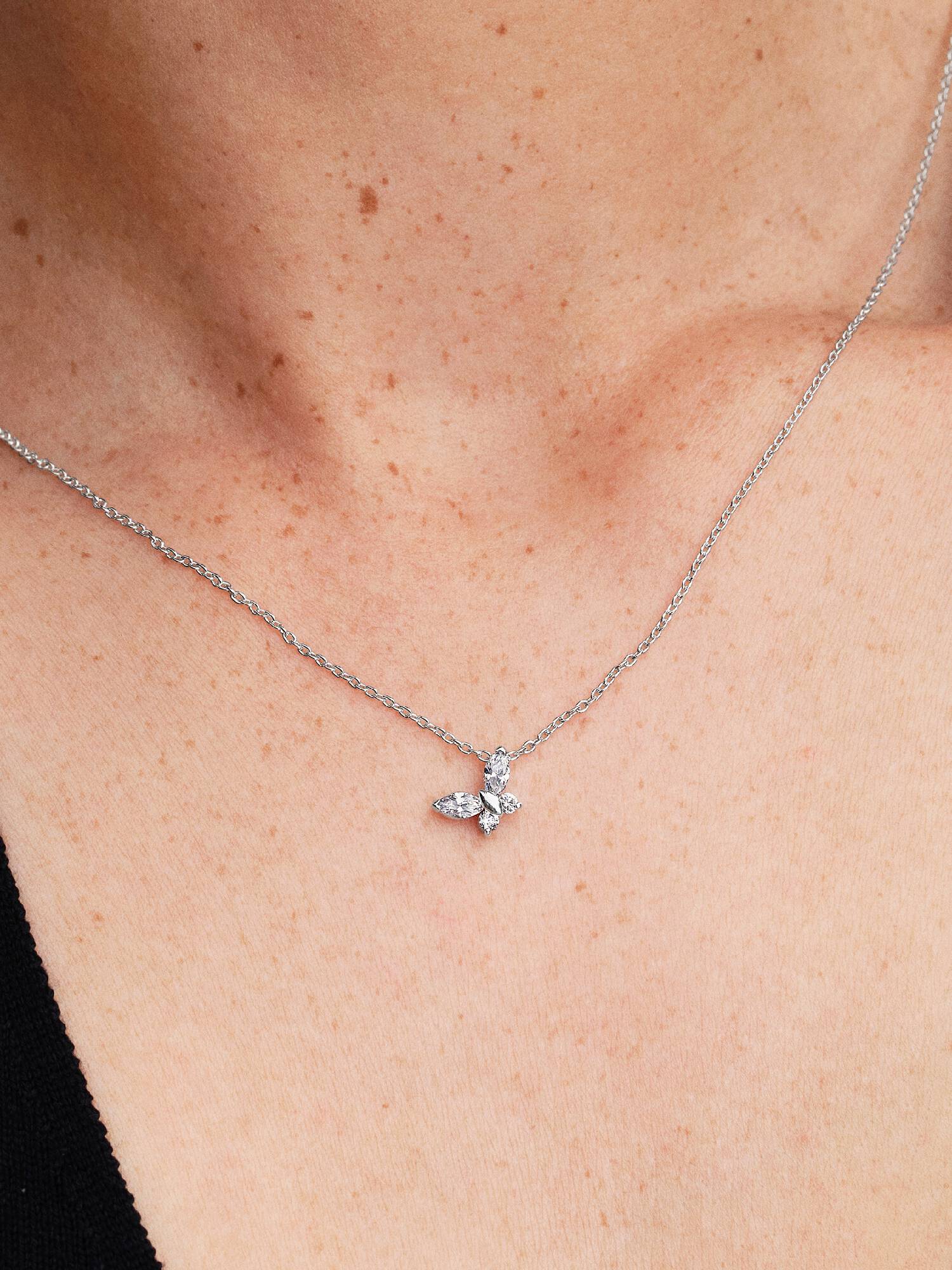 Collana Farfalla Luminosa