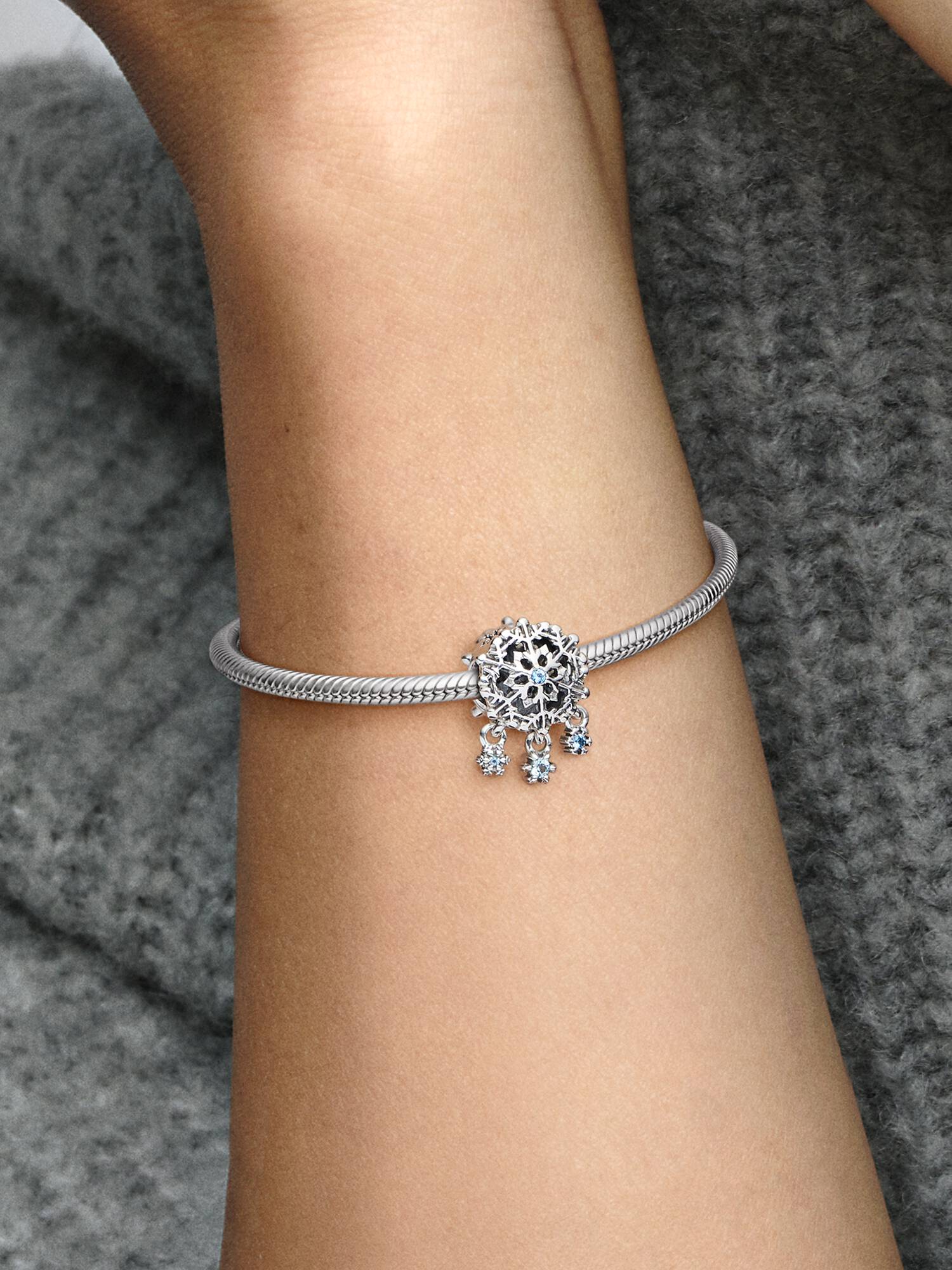 Charm Fiocco di Neve Ghiacciato