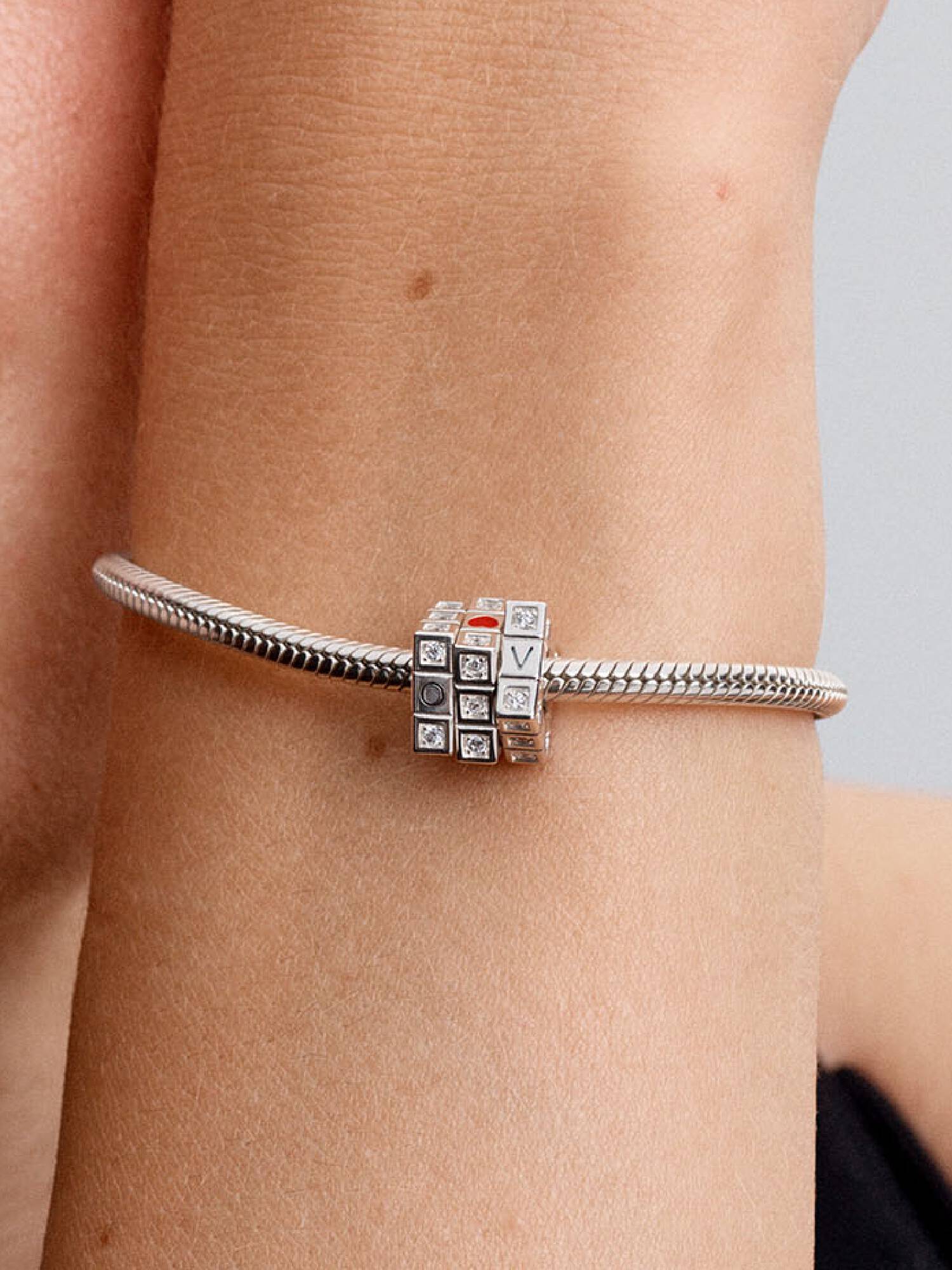 Charm Cubo LOVE