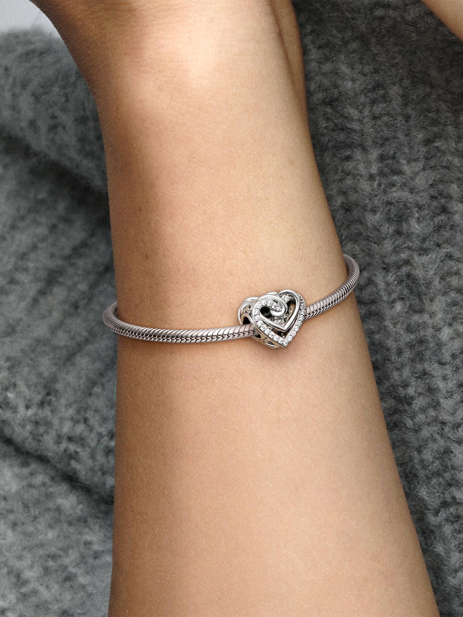 Charm Cuori Intrecciati con Pietre