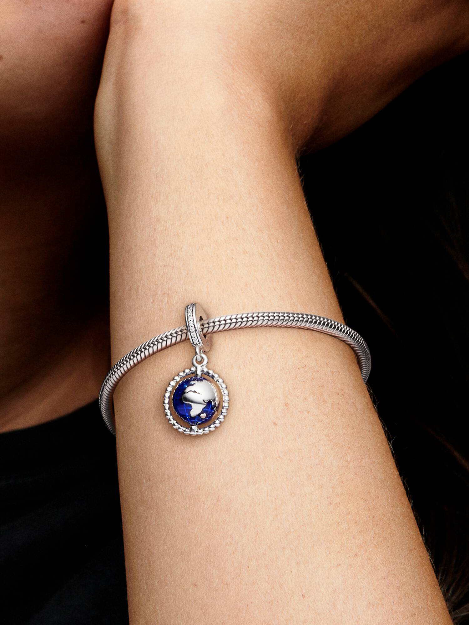 Charm Pendente Globo Girevole