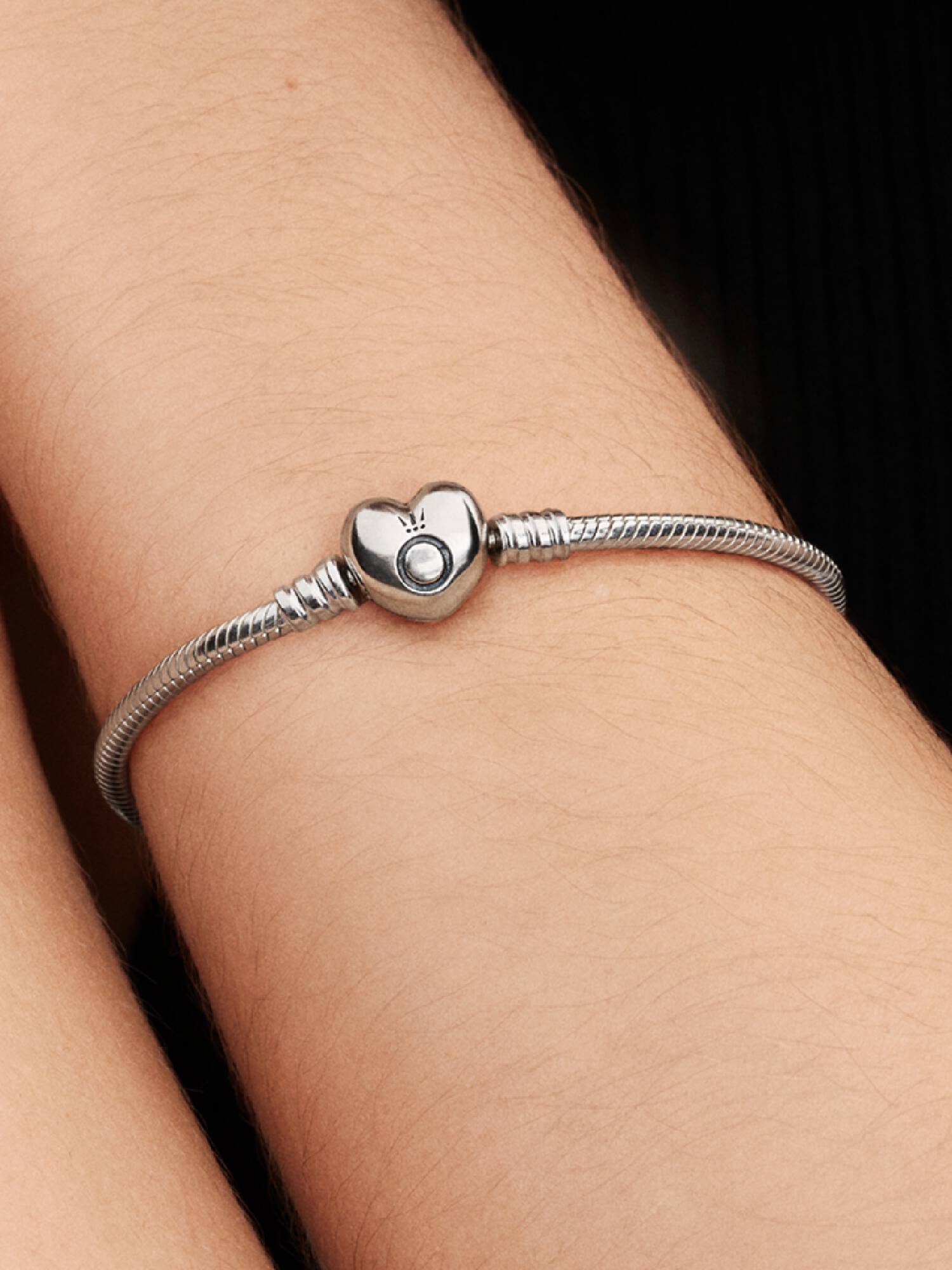 Bracciale Moments con Chiusura a Cuore