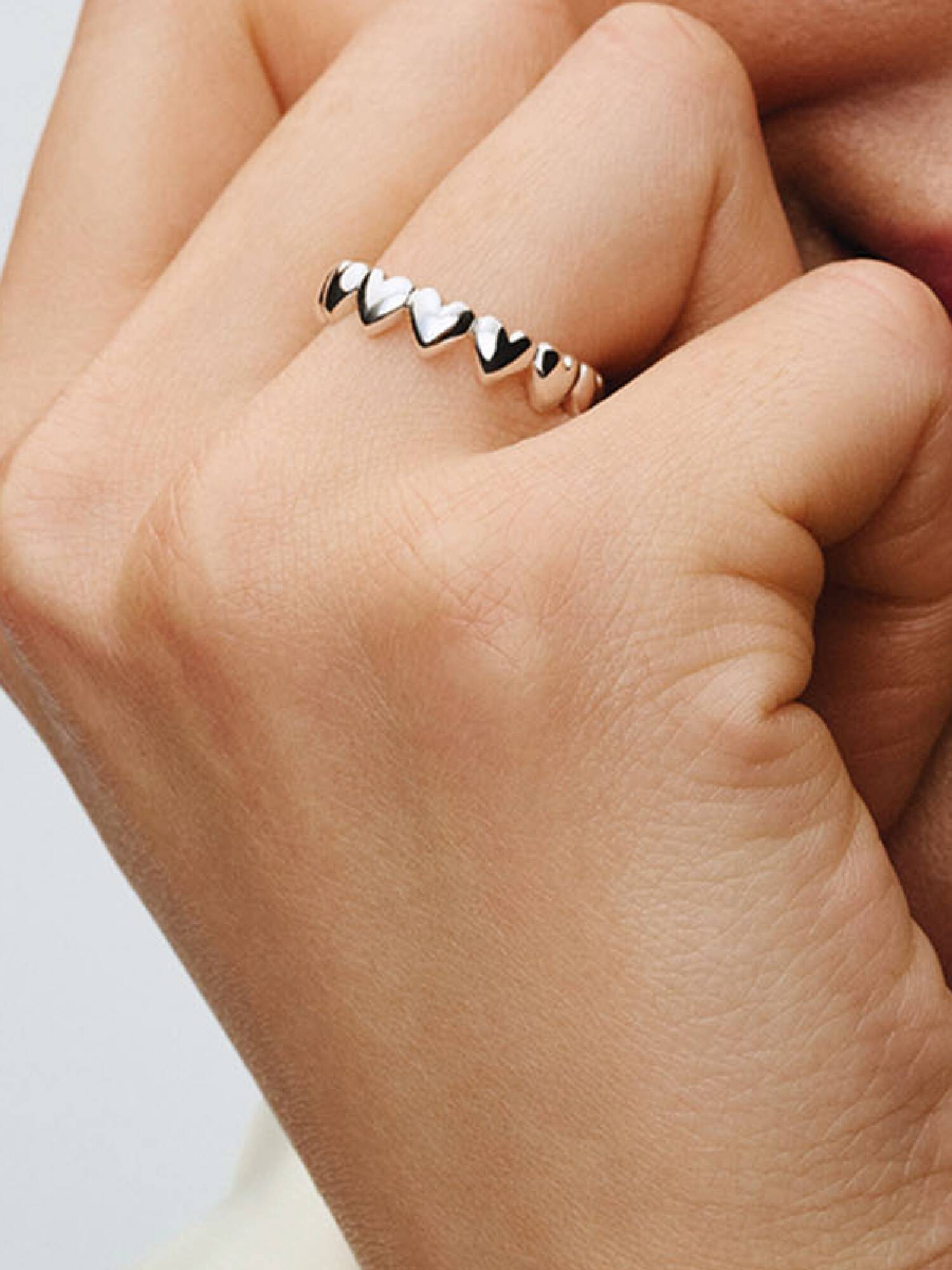 Anello Fascia a Cuori Be Love