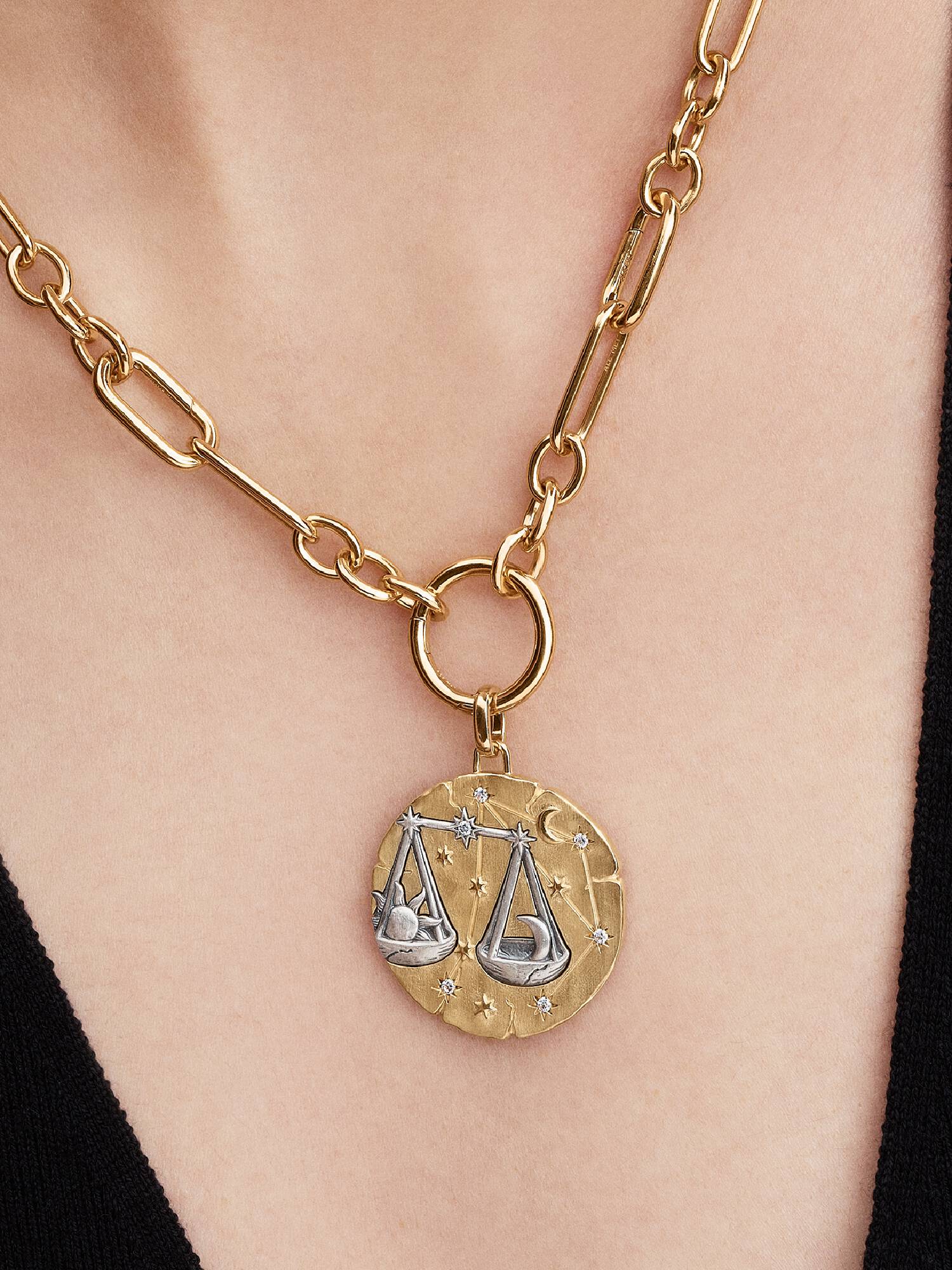 Charm Medallion XL Bilancia "Aequilibrium Animae"
