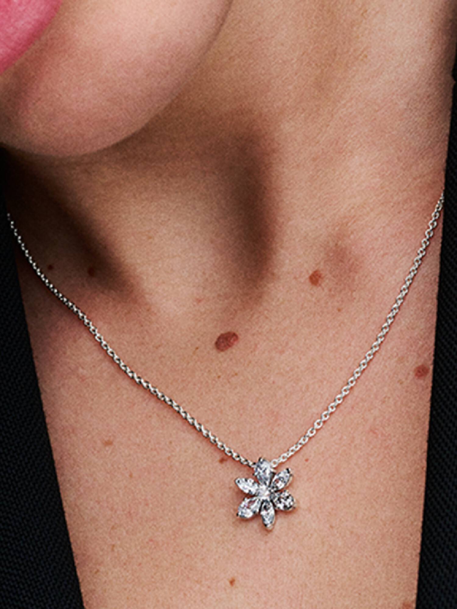 Collana Pendente Herbarium Fiore Luminoso