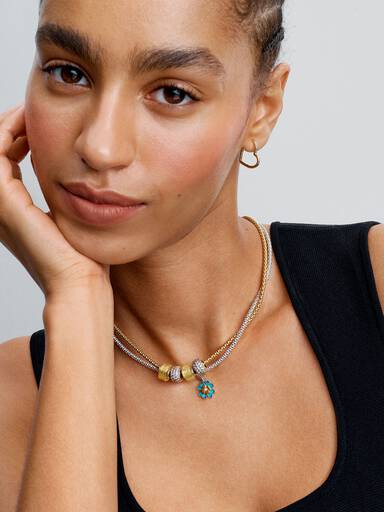 Collana Maglia Geometrica con Chiusura a Moschettone