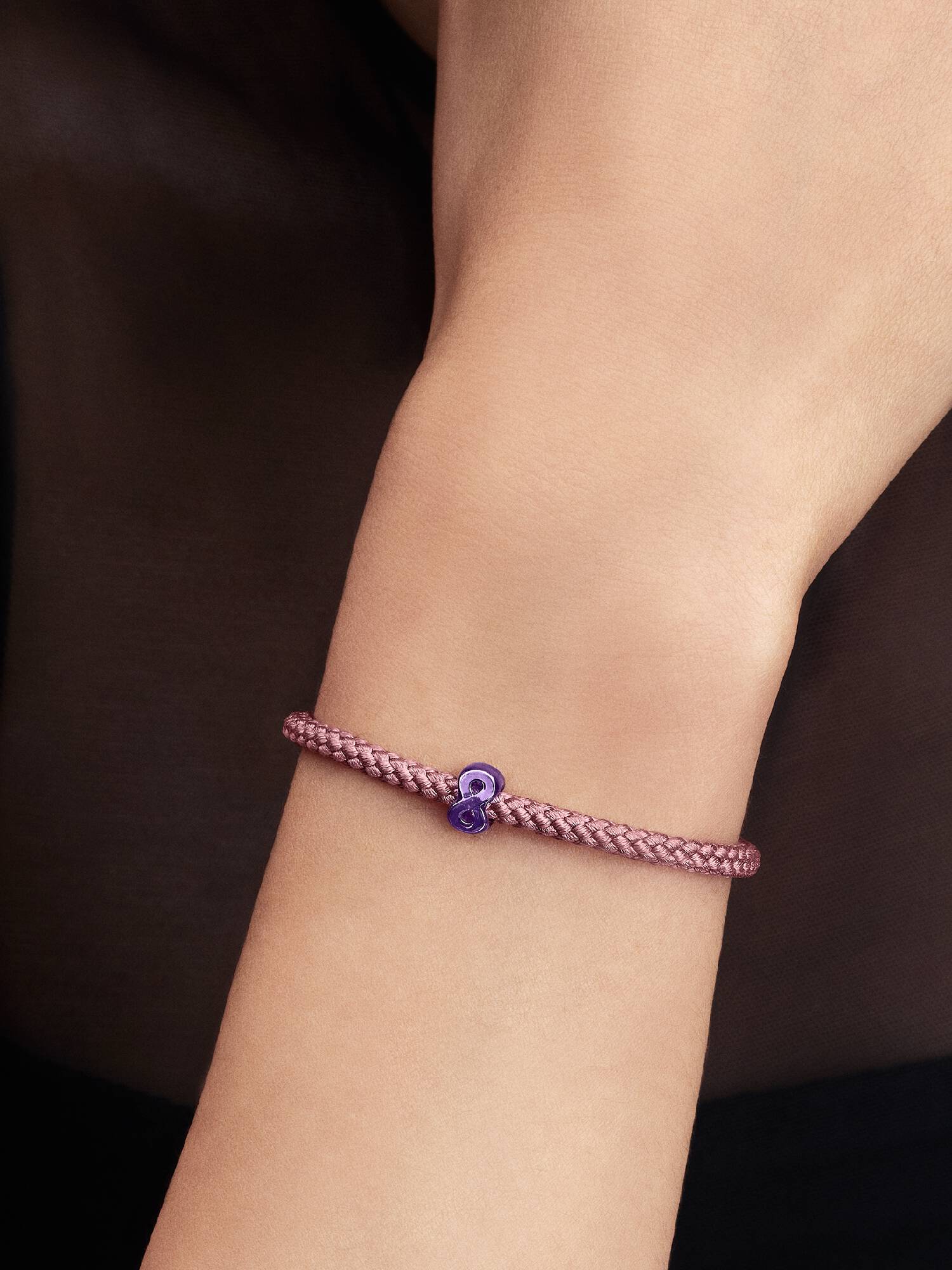 Mini Charm Infinito effetto metallico viola