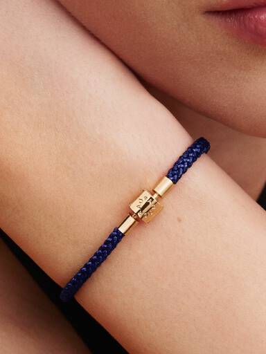 Bracciale in Corda Blu con Chiusura a Barile