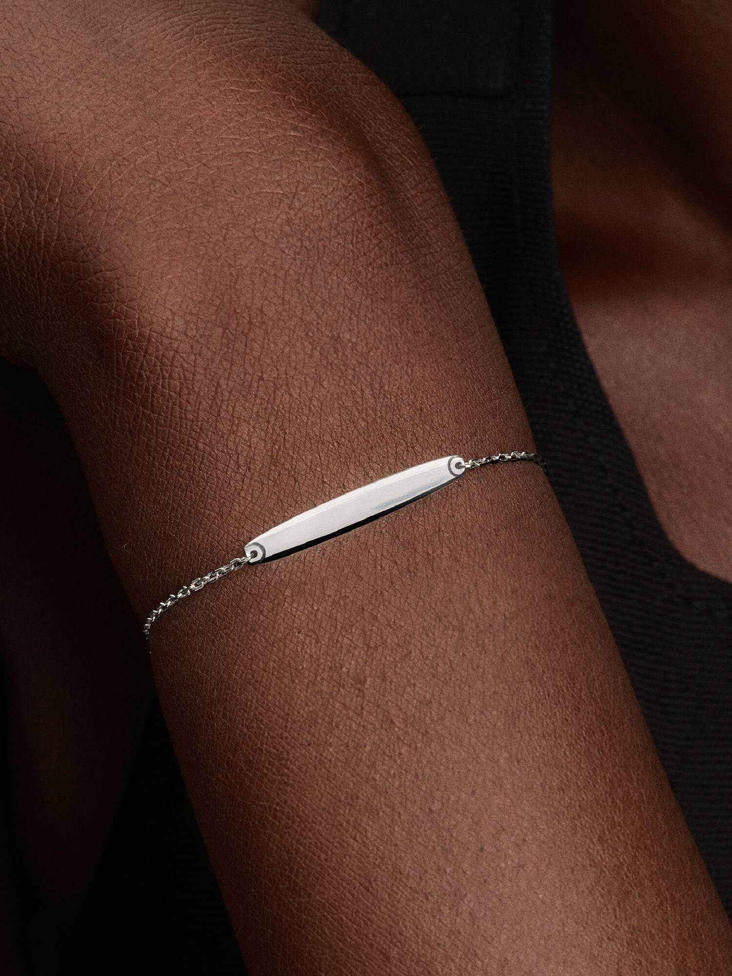 Bracciale con barra da incidere