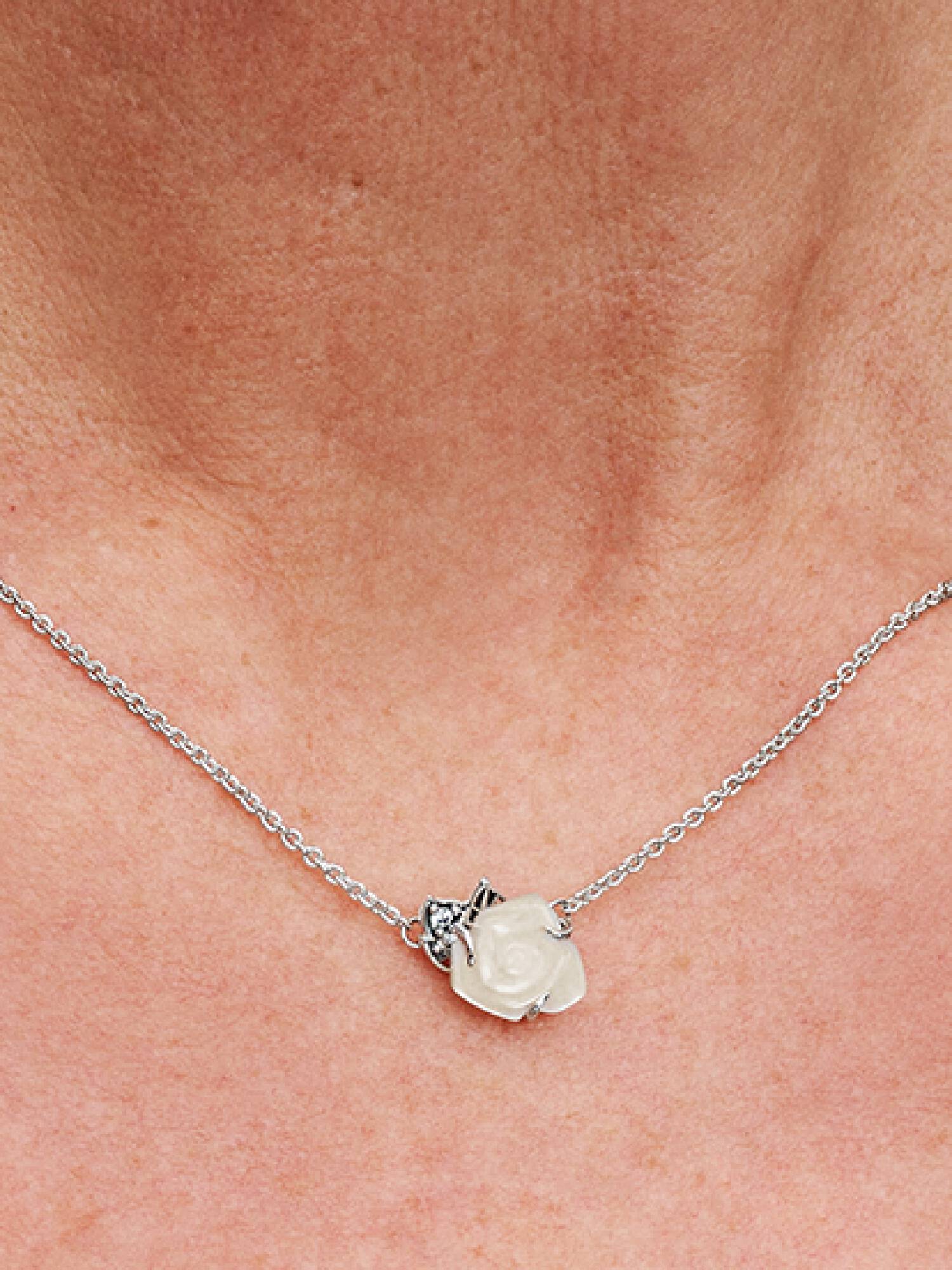 Collana Rosa Bianca