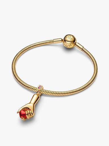 Pat McGrath, Charm Pendente The Hand of Love