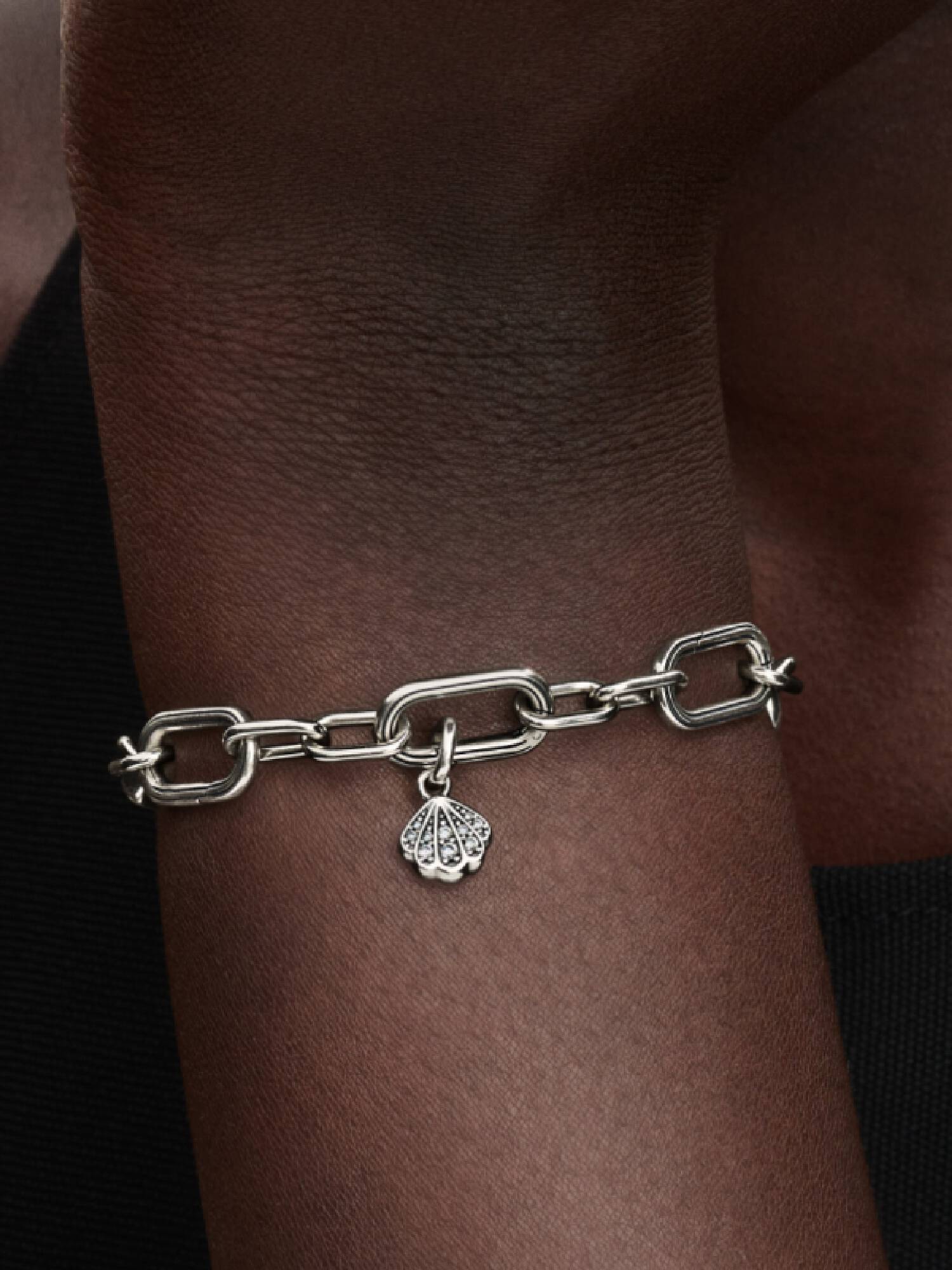 Charm Mini Pendente Conchiglia Pandora ME
