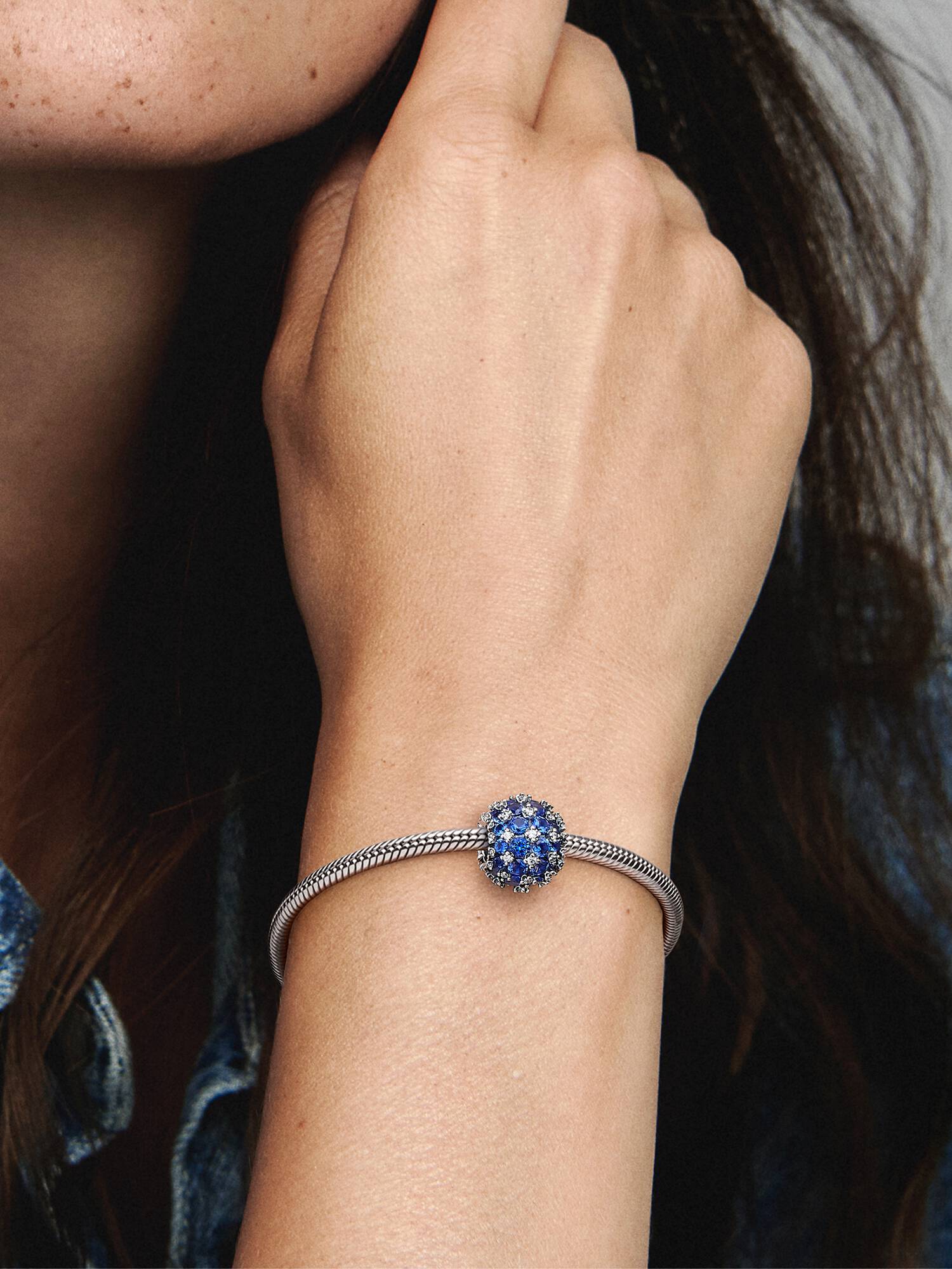 Charm Pavè Pietre Luminose Blu