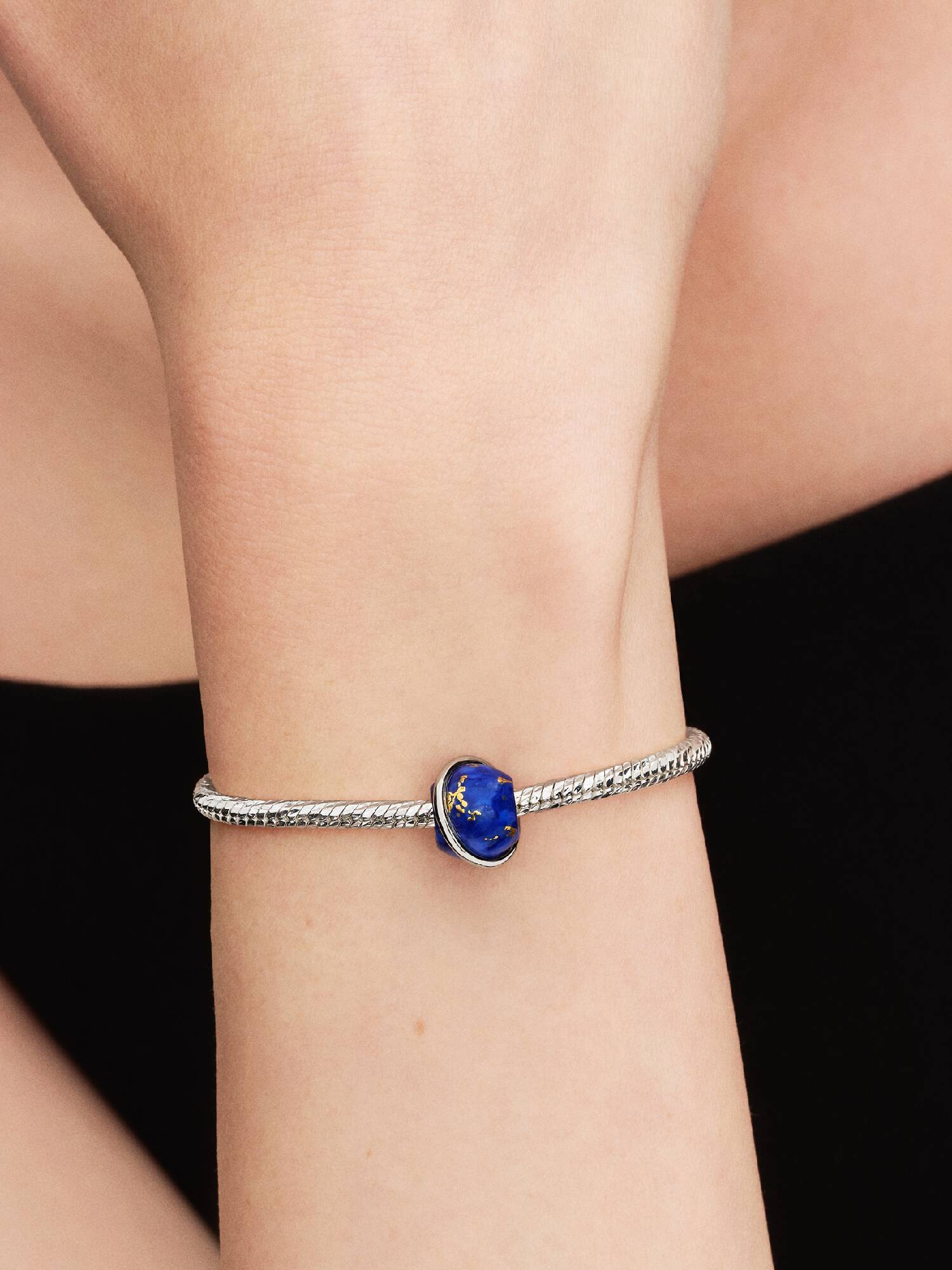 Charm Pianeta Blu