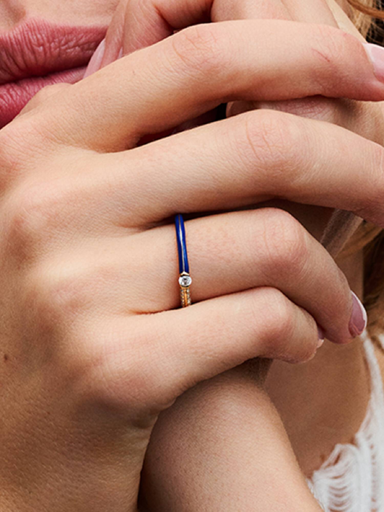Anello Pietre Luminose & Smalto Blu Pandora ME