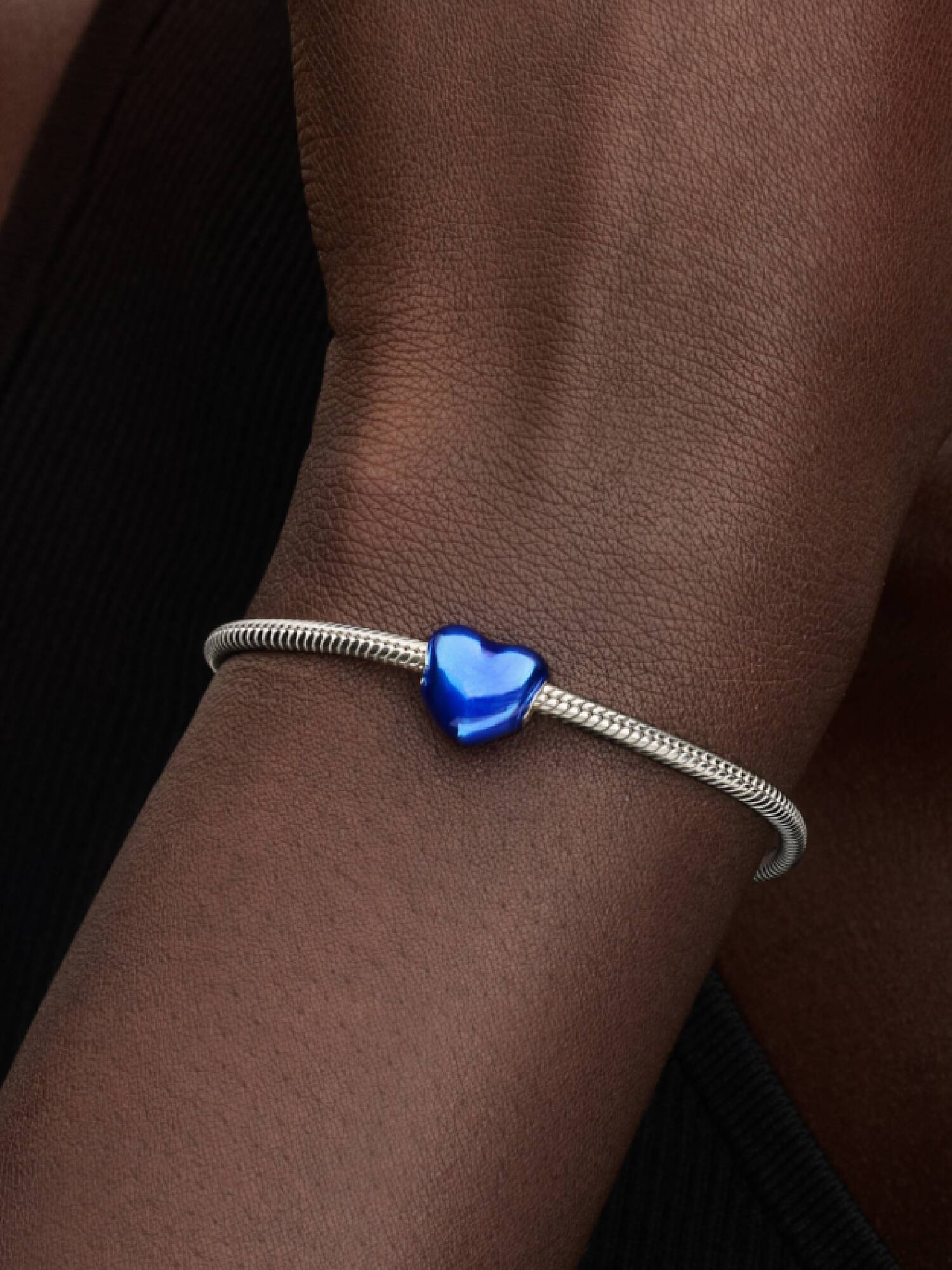 Charm Cuore Metallico Blu