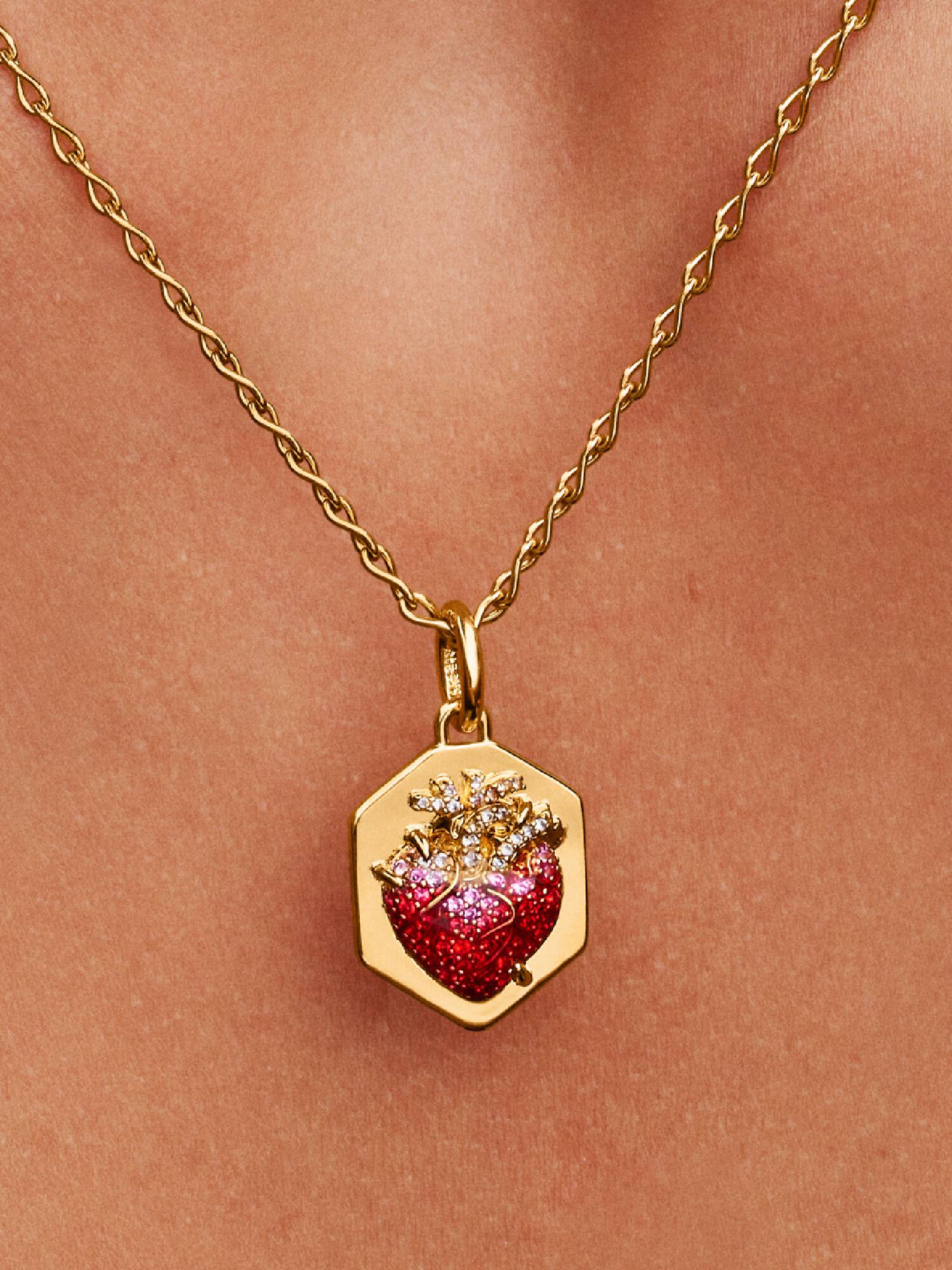 Pat McGrath, Charm Pendente The Beating Heart