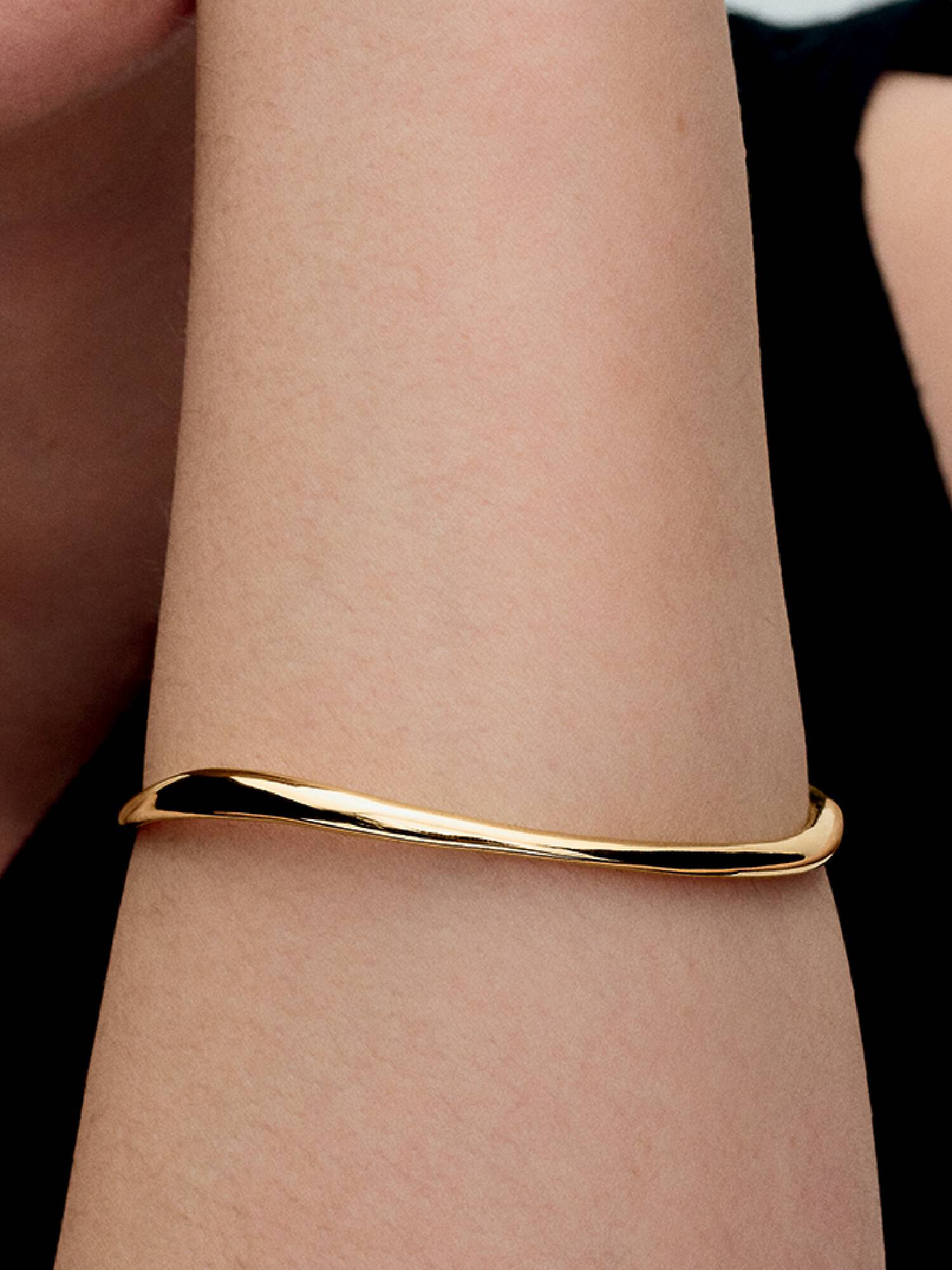 Bracciale Linea Sinuosa